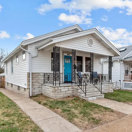 Blue Door Bungalow | Jz Vacation Rentals